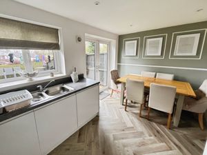 Kitchen/diner- click for photo gallery